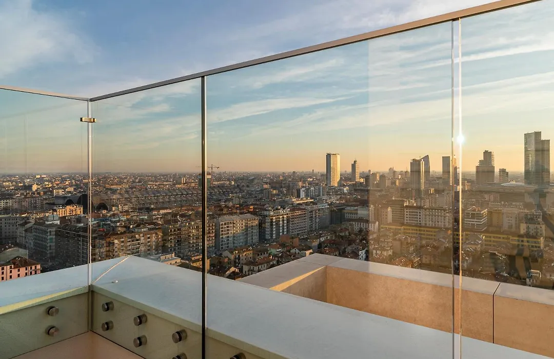 Torre Milano Luxury Suite Gym-Pool&Rooftop-1